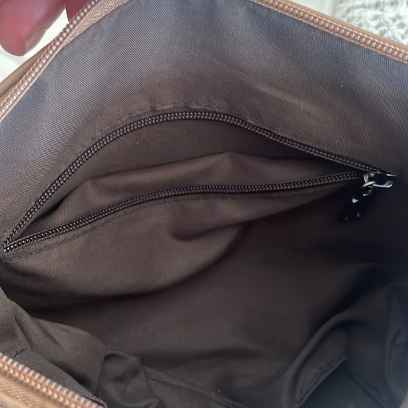 Vegan leaders woven tote with case- Tan - Picture 8 of 8